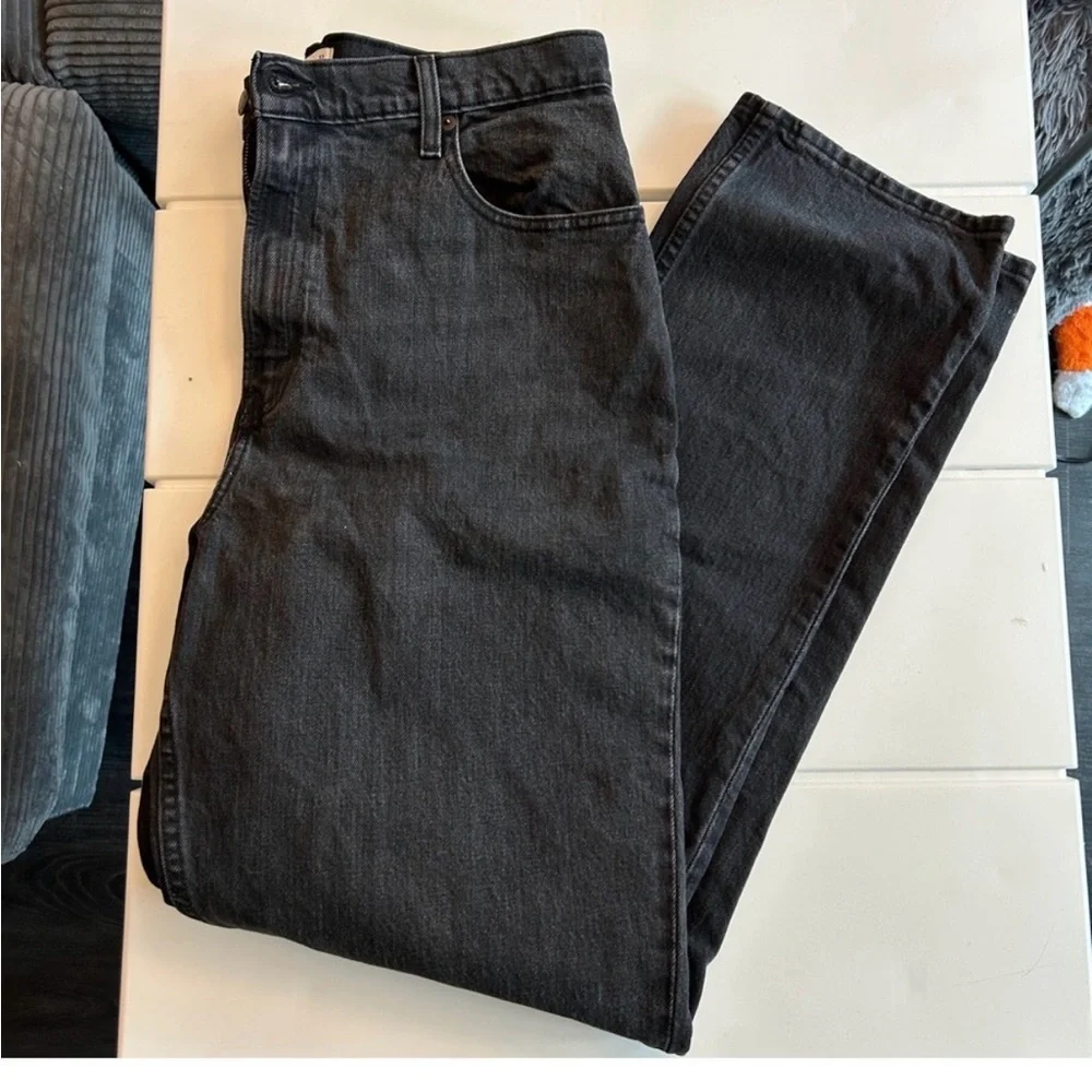 NWT Abercrombie & Fitch Curve Love 90's Straight Ultra High Rise Jean 32 X-Long - Picture 4 of 6